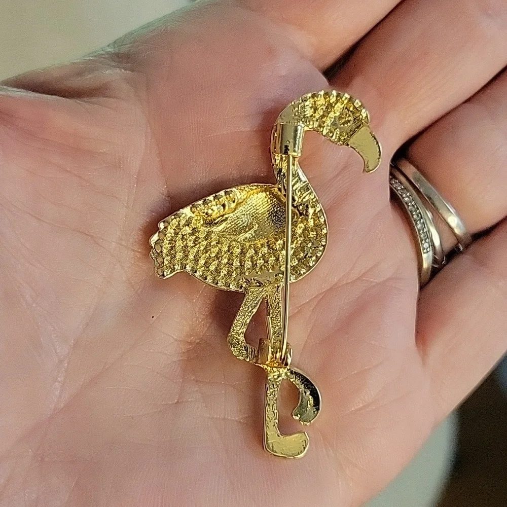 Pink Flamingo Brooch - Picture 4 of 5